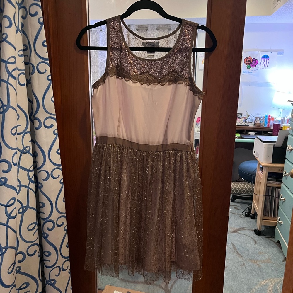 Pinky bronze lace/sequin dress sz M